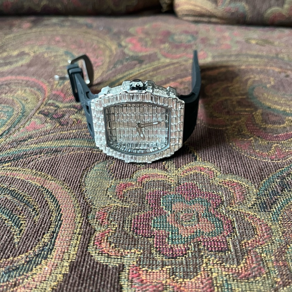 Elegant Silver Bling Watch
